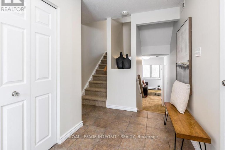 28626251/27-655-richmond-road/woodroffe/ottawa/ontario/K2A3Y3_4