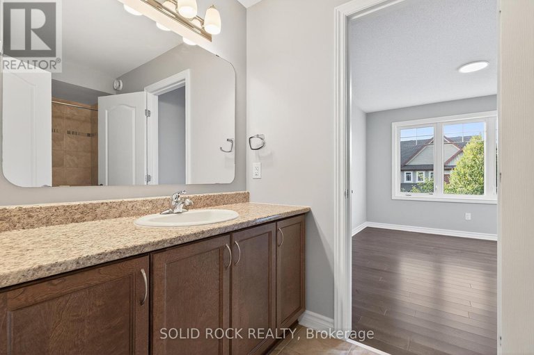 28886960/520-elm-park-avenue/longfields/ottawa/ontario/K2J5X9_27