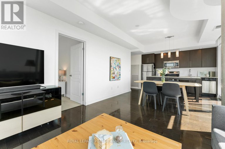 28820215/1504-238-besserer-street/sandy-hill/ottawa/ontario/K1N6B1_20