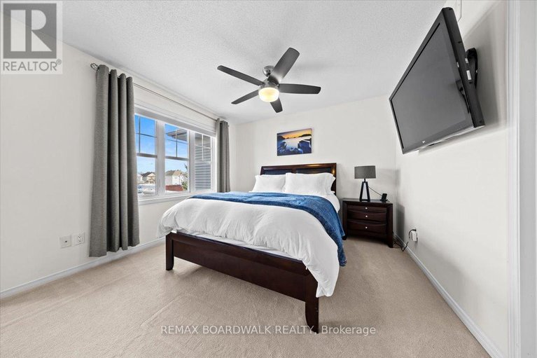 29448324/783-cobble-hill-drive/cedargrovefraserdale/ottawa/ontario/K2J0C3_43