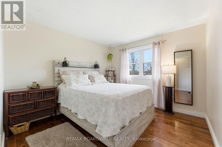 29674449/1671-oneill-road/north-grenville-twp-kemptville-south/north-grenville/ontario/K0G1S0_24