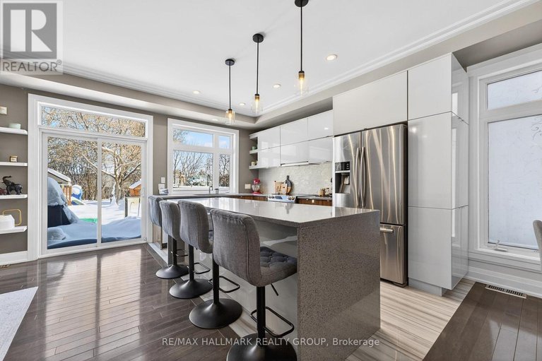 29306609/579-foxview-place/cfb-rockcliffe-and-area/ottawa/ontario/K1K4E1_13