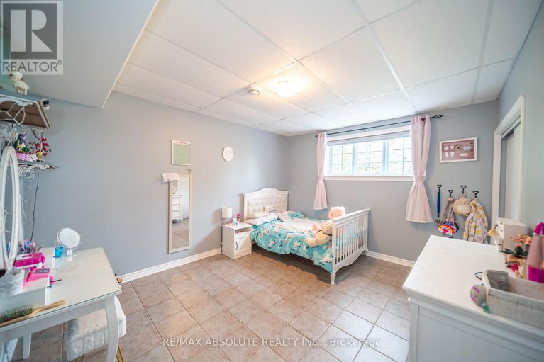 28781773/735-st-thomas-road/russell-twp/russell/ontario/K0A1W0_30