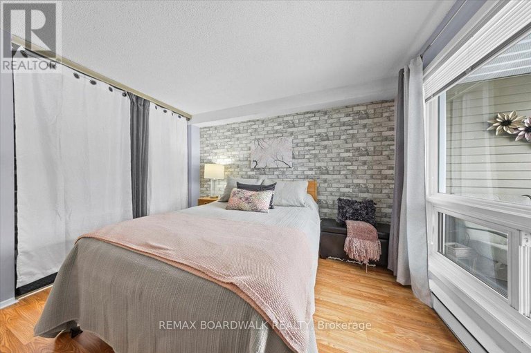 29462508/205-6434-bilberry-drive/orleans-wood/ottawa/ontario/K1C4P5_20