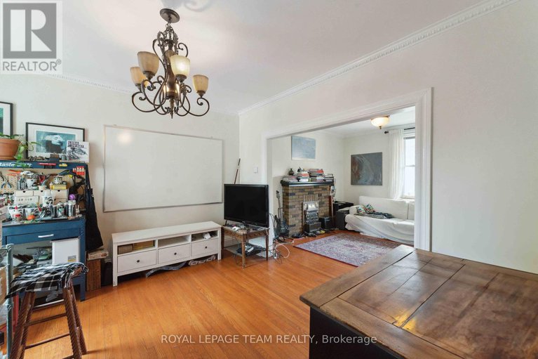 28731469/235-cambridge-street-n/west-centre-town/ottawa/ontario/K1R7B5_10
