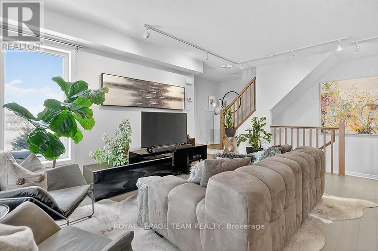 29283467/787-element-private/emerald-meadowstrailwest/ottawa/ontario/K2M0M7_14