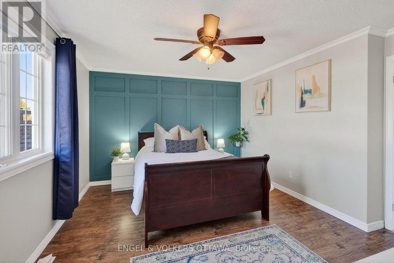 29596735/1499-corsham-avenue/fallingbrookpineridge/ottawa/ontario/K4A3M6_24