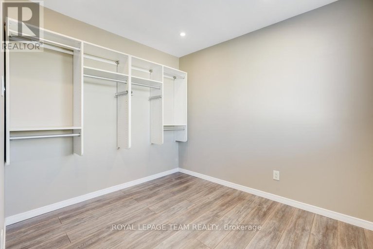 29188822/13-grammercy-park/central-park/ottawa/ontario/K2C4C7_21