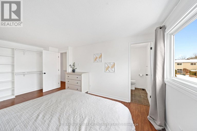 29389069/2275-orient-park-drive/blackburn-hamlet-south/ottawa/ontario/K1B4Y2_20