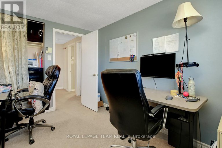 28759659/c-9-forester-crescent/westcliffe-estates/ottawa/ontario/K2H8Y1_19