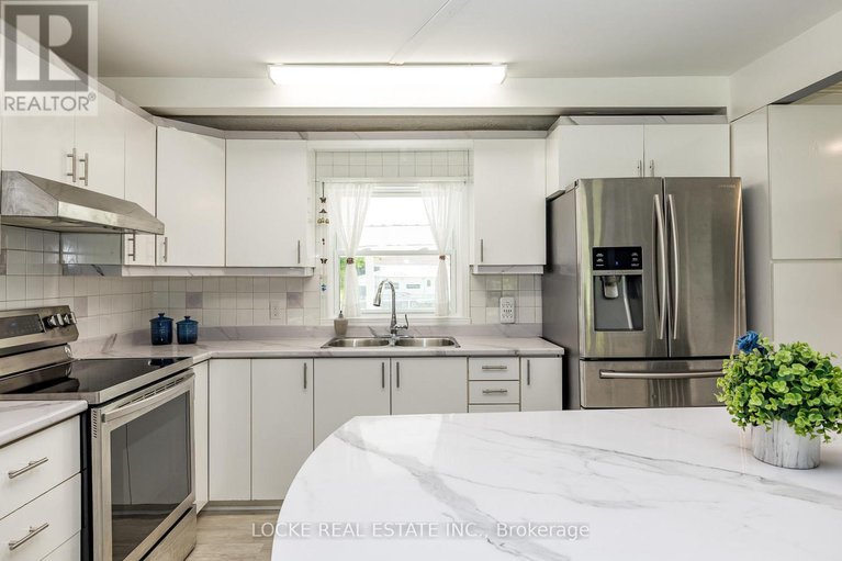 28484093/2180-old-hwy-17-highway/clarencerockland-twp/clarence-rockland/ontario/K4K1K7_13