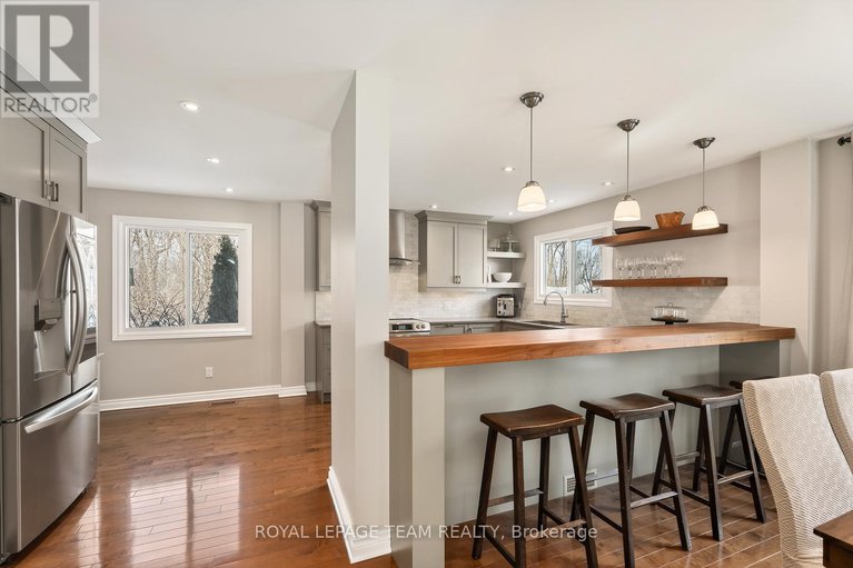 29413398/729-ludgate-court/beaconwood/ottawa/ontario/K1J8K8_7