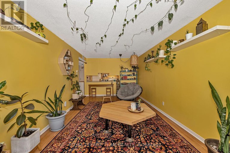 28418448/307-202-hinchey-avenue/mechanicsville/ottawa/ontario/K1Y1L7_7
