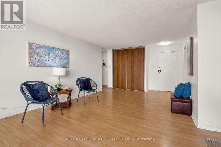 29157375/1001-665-bathgate-drive/carson-meadows/ottawa/ontario/K1K3Y4_14