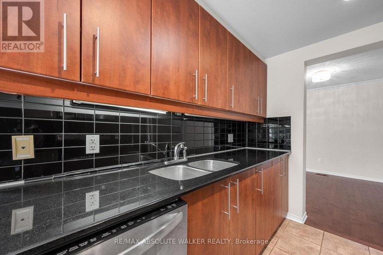 28707835/124-forestcrest-street/chapel-hill/ottawa/ontario/K1C7R3_15