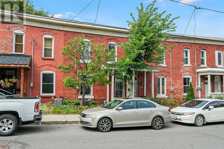 28774423/230-booth-street/west-centre-town/ottawa/ontario/K1R7J6_3