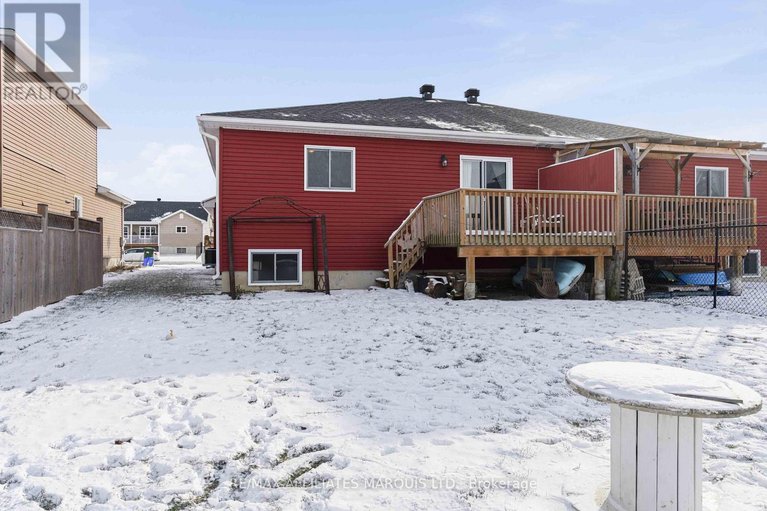 29178133/109-french-avenue/long-sault/south-stormont/ontario/K0C1P0_30