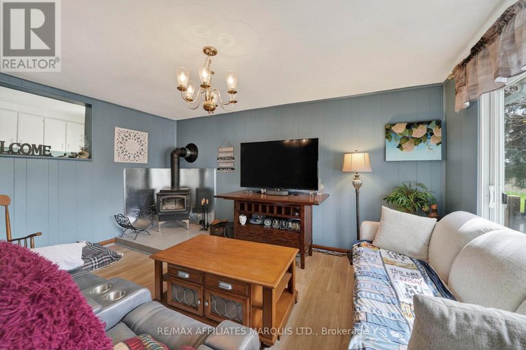 29682243/20051-county-rd-17-road/south-glengarry-charlottenburgh-twp/south-glengarry/ontario/K0C1L0_5