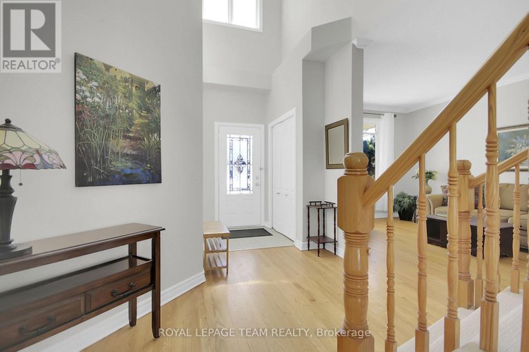 28618851/19-athena-way/barrhaven-east/ottawa/ontario/K2G6S1_2