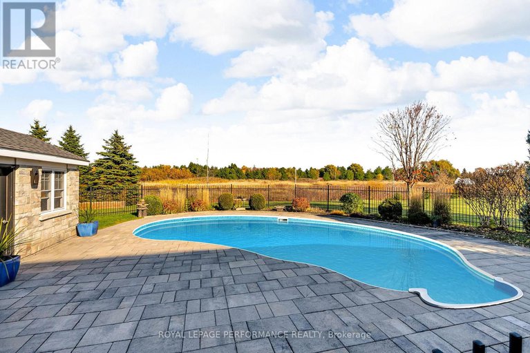 29315178/6721-yacht-boulevard/south-glengarry-charlottenburgh-twp/south-glengarry/ontario/K6H7N6_38