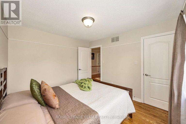 29675981/7067-donwel-drive/greely/ottawa/ontario/K4P1M7_29