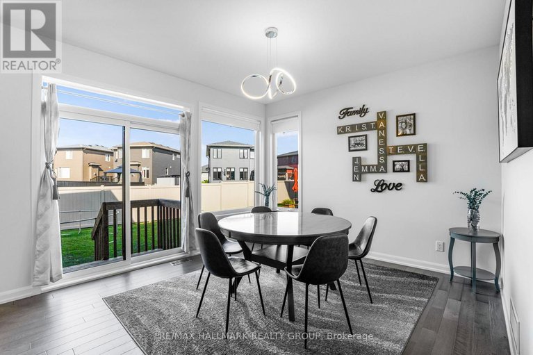 28435100/364-sterling-avenue/town-of-rockland/clarence-rockland/ontario/K4K0L4_16