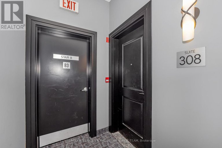 29295935/308-682-churchill-avenue-n/laurentianview/ottawa/ontario/K1Z5G5_12