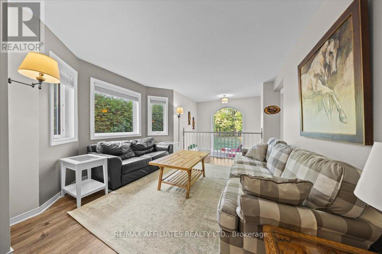 28880153/93-springcreek-crescent/bridlewood/ottawa/ontario/K2M2K8_11