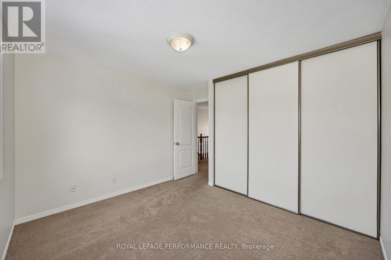 29648632/2023-rolling-brook-drive/orleans-village/ottawa/ontario/K1W1C9_27