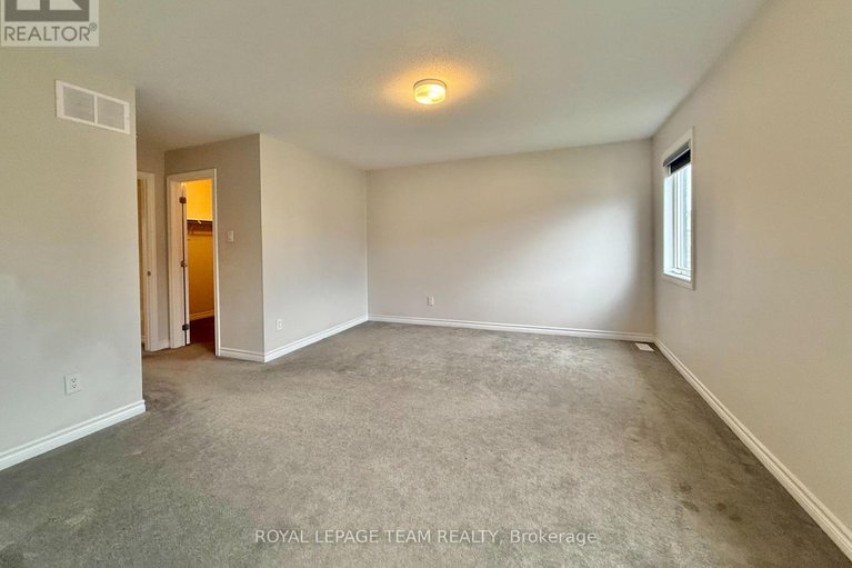 29057965/709-megrez-way-e/half-moon-bay/ottawa/ontario/K2J6S9_10