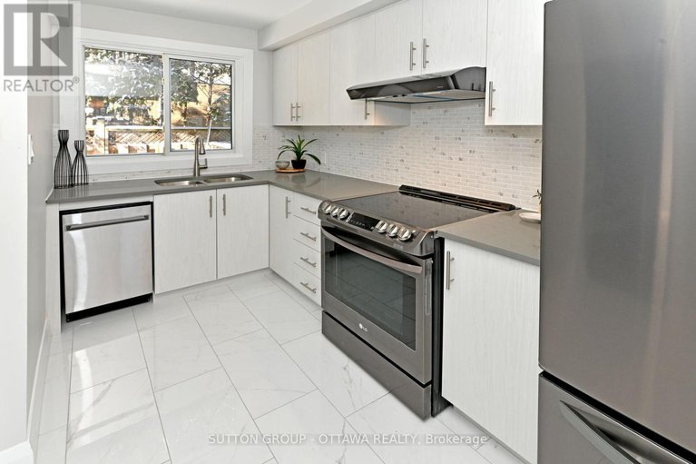 28712060/2675-marie-street/britannia/ottawa/ontario/K2B7E3_15