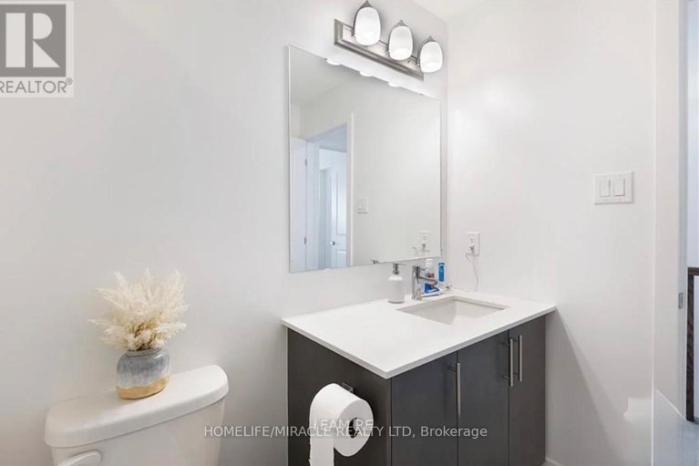 29255962/208-monticello-avenue/emerald-meadowstrailwest/ottawa/ontario/K2S0J7_10