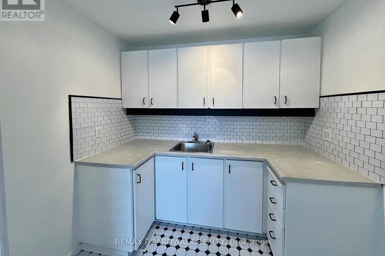 29226894/53j-sumac-street/beacon-hill-south/ottawa/ontario/K1J7T7_2