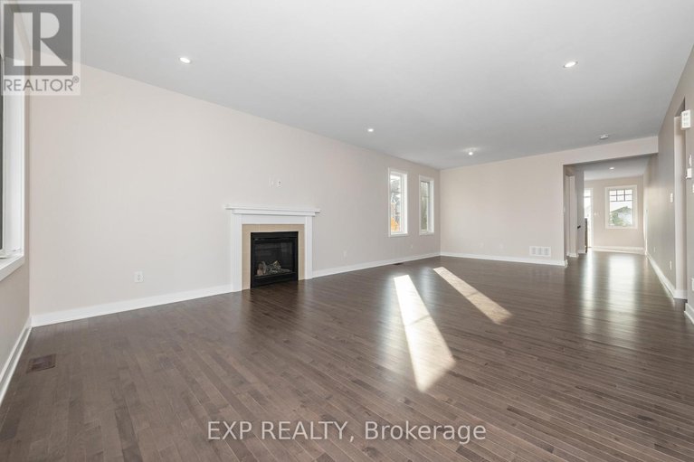 28594727/611-terrier-circle/goulbourn-twp-from-franktown-rdsouth-to-rideau/ottawa/ontario/K0A2Z0_9