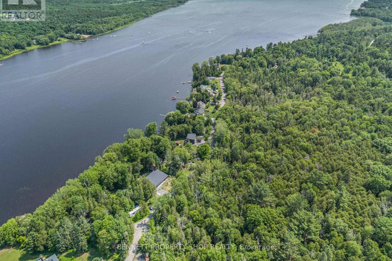 28570016/252-old-quarry-road/woodlawnmaclarens-landingkilmaurs/ottawa/ontario/K0A3M0_28