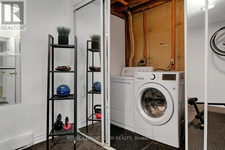 29433242/15-1302-alness-court/pineview/ottawa/ontario/K1B5H2_17