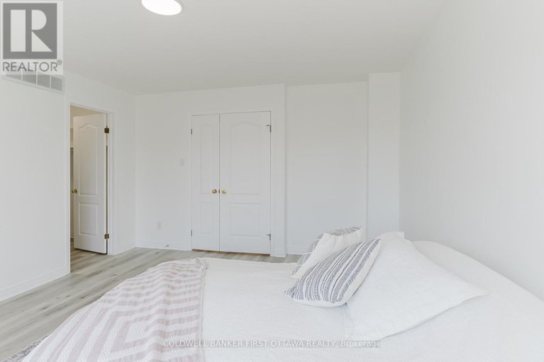 28463814/204-windhurst-drive/barrhaven-east/ottawa/ontario/K2G6H9_23