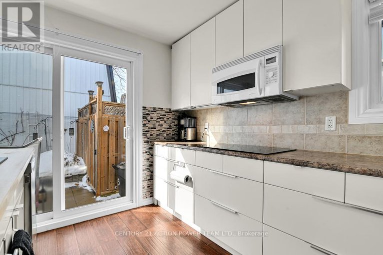 29376844/95-837-eastvale-drive/beaconwood/ottawa/ontario/K1J7T5_15