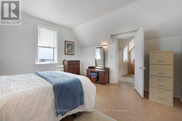 29456139/81-lakeshore-drive/morrisburg/south-dundas/ontario/K0C1X0_24