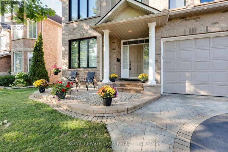 28886612/36-keighley-circle/morgans-grantsouth-march/ottawa/ontario/K2K3H8_3