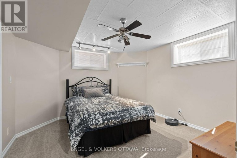 28115748/7341-bank-street/metcalfe/ottawa/ontario/K0A2P0_29