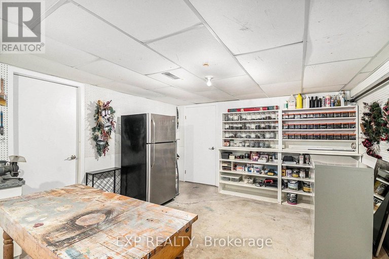 29689422/1919-clark-road/clarencerockland-twp/clarence-rockland/ontario/K4K1K7_31