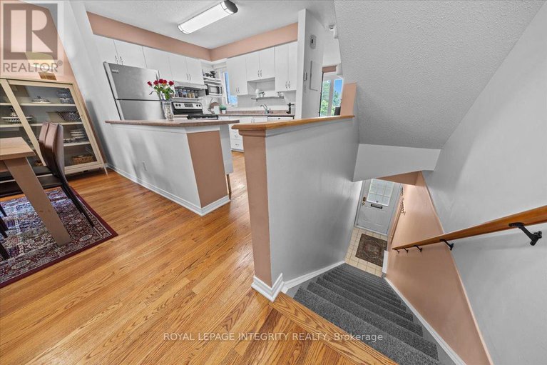 28552729/1094-blasdell-avenue/manor-park/ottawa/ontario/K1K0C3_6