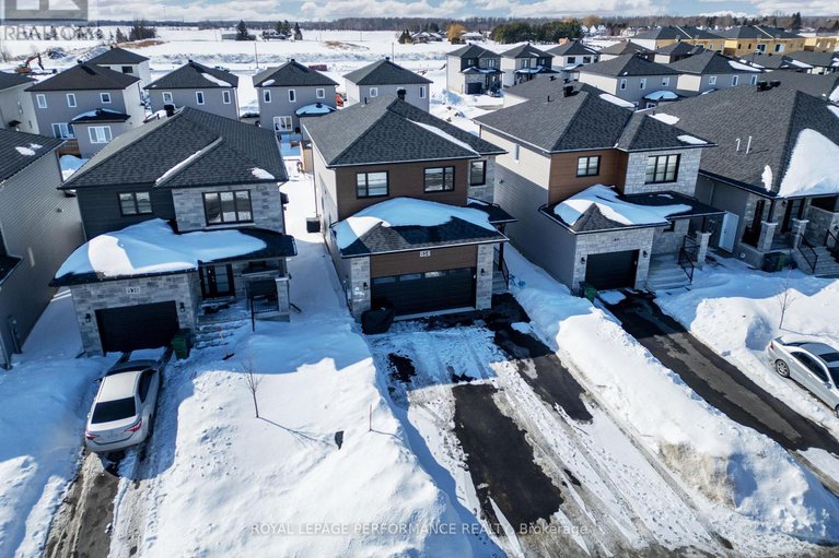 29401297/934-chablis-crescent/embrun/russell/ontario/K0A1W0_34