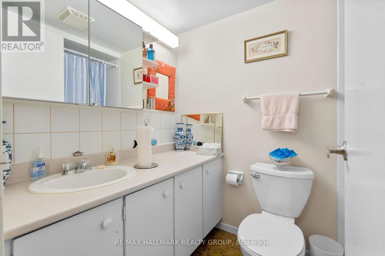 28759987/806-265-poulin-avenue/britannia/ottawa/ontario/K2B7Y8_23