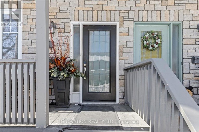 29473998/574-cole-avenue/mckellarhighland/ottawa/ontario/K2A2B5_3