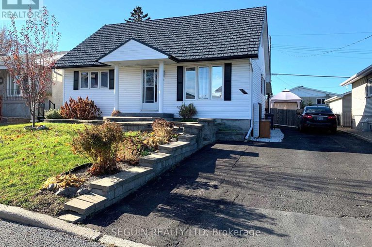 29086248/460-theriault-street/hawkesbury/hawkesbury/ontario/K6A1Z3_1