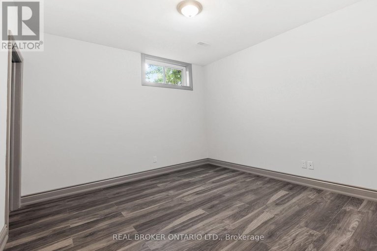 29375291/525-tullamore-street/riverside-south/ottawa/ontario/K1X0A2_40