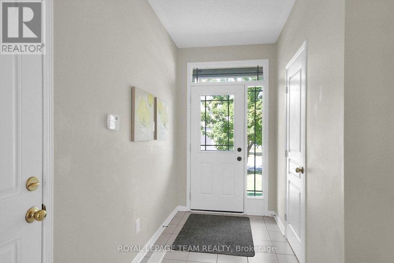 28857823/1464-carronbridge-circle/emerald-meadowstrailwest/ottawa/ontario/K2M0G6_3