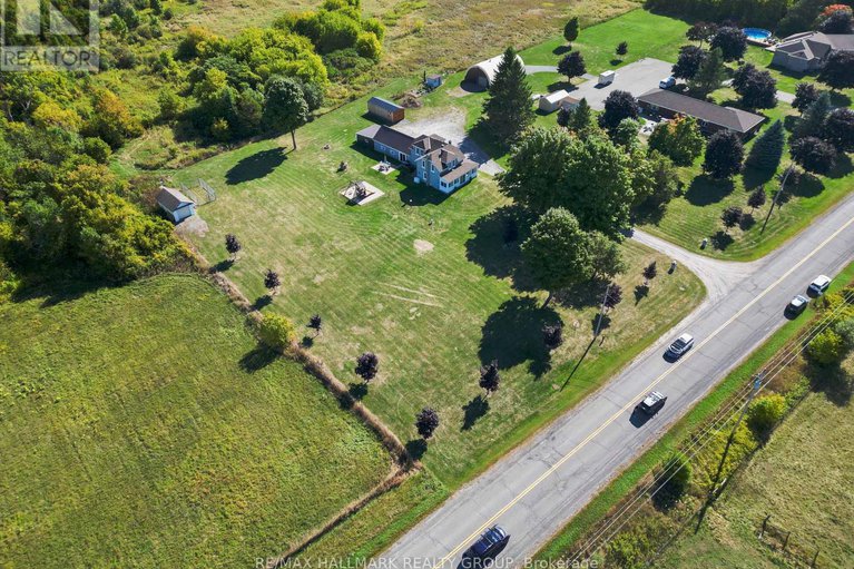 28876715/5349-bowesville-road/riverside-south/ottawa/ontario/K1X1B8_45